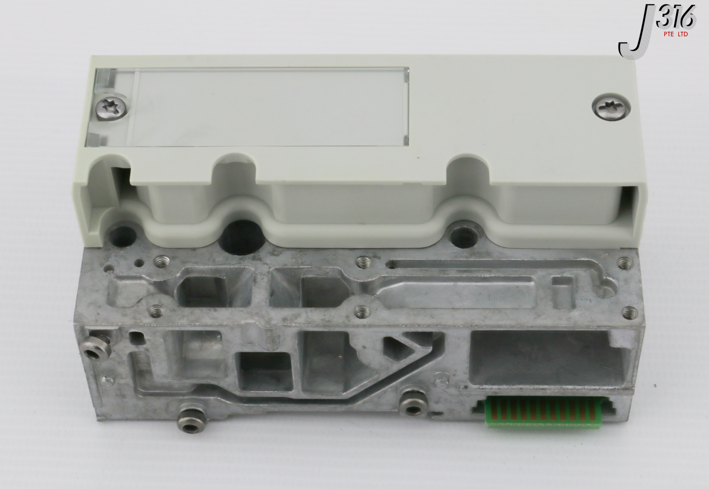30714 FESTO END PLATE, CONNECTION BLOCK, 533372 (NEW) VMPA1-FB-EPL